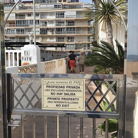 First Line Apartment With 3 Bedrooms And Seaviews Benidorm Ngoại thất bức ảnh