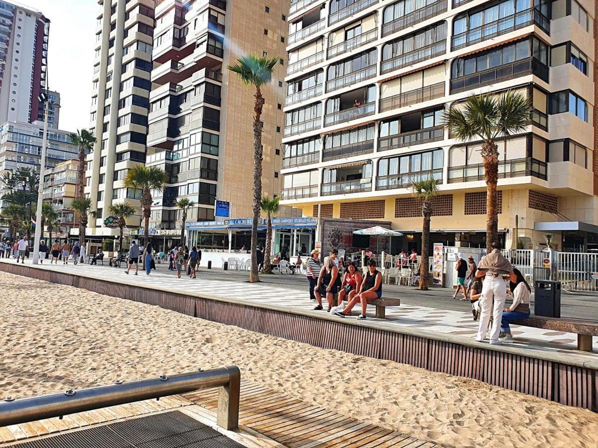 First Line Apartment With 3 Bedrooms And Seaviews Benidorm Ngoại thất bức ảnh